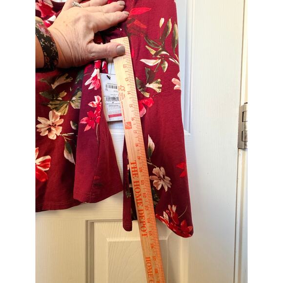 GUESS Floral Mock Neck Cutout Top Long Sleeve Stretch Burgundy Red Size M - Picture 5 of 12